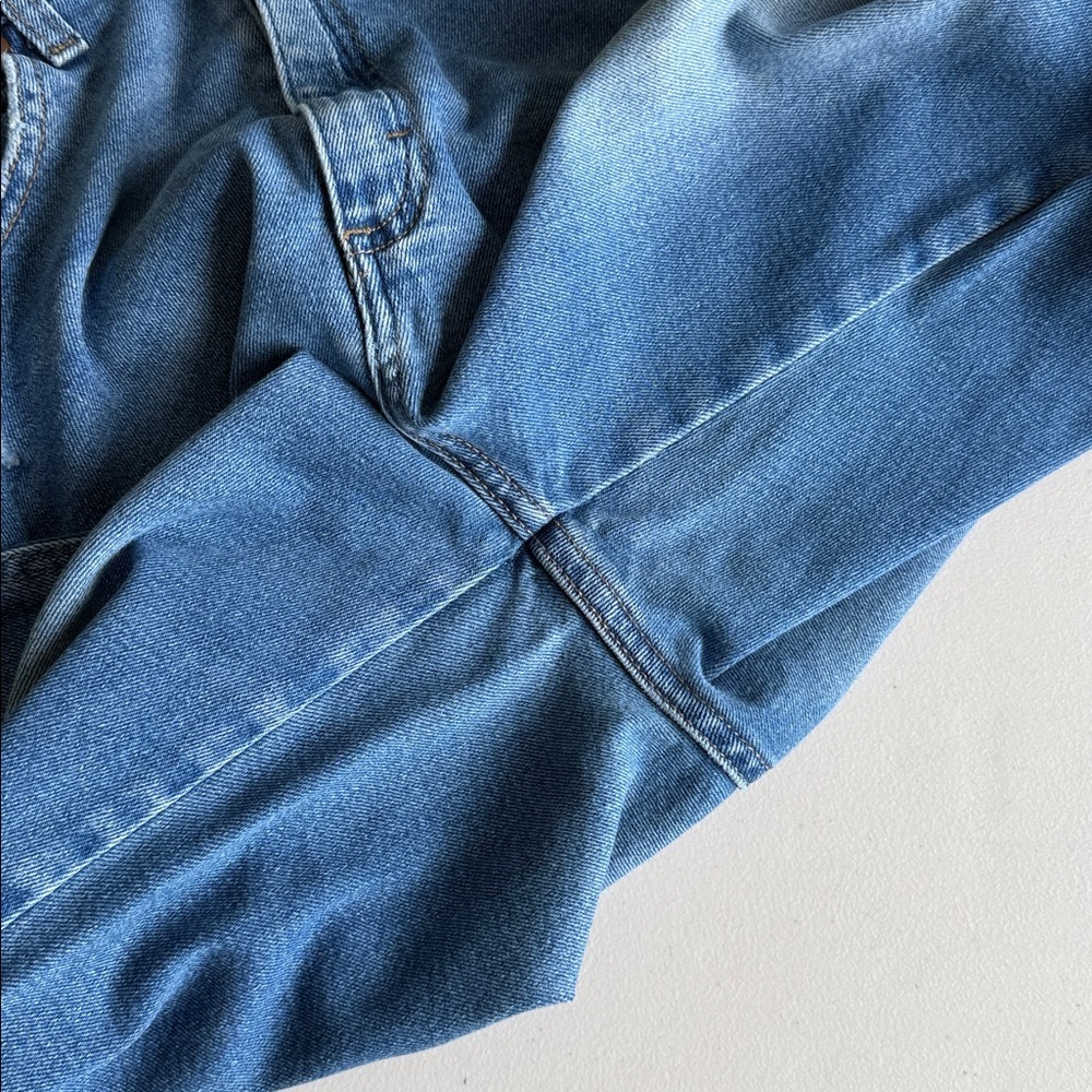 Wrangler Heritage Fit Jeans Medium Wash Women’s Size 30 - Picture 8 of 16